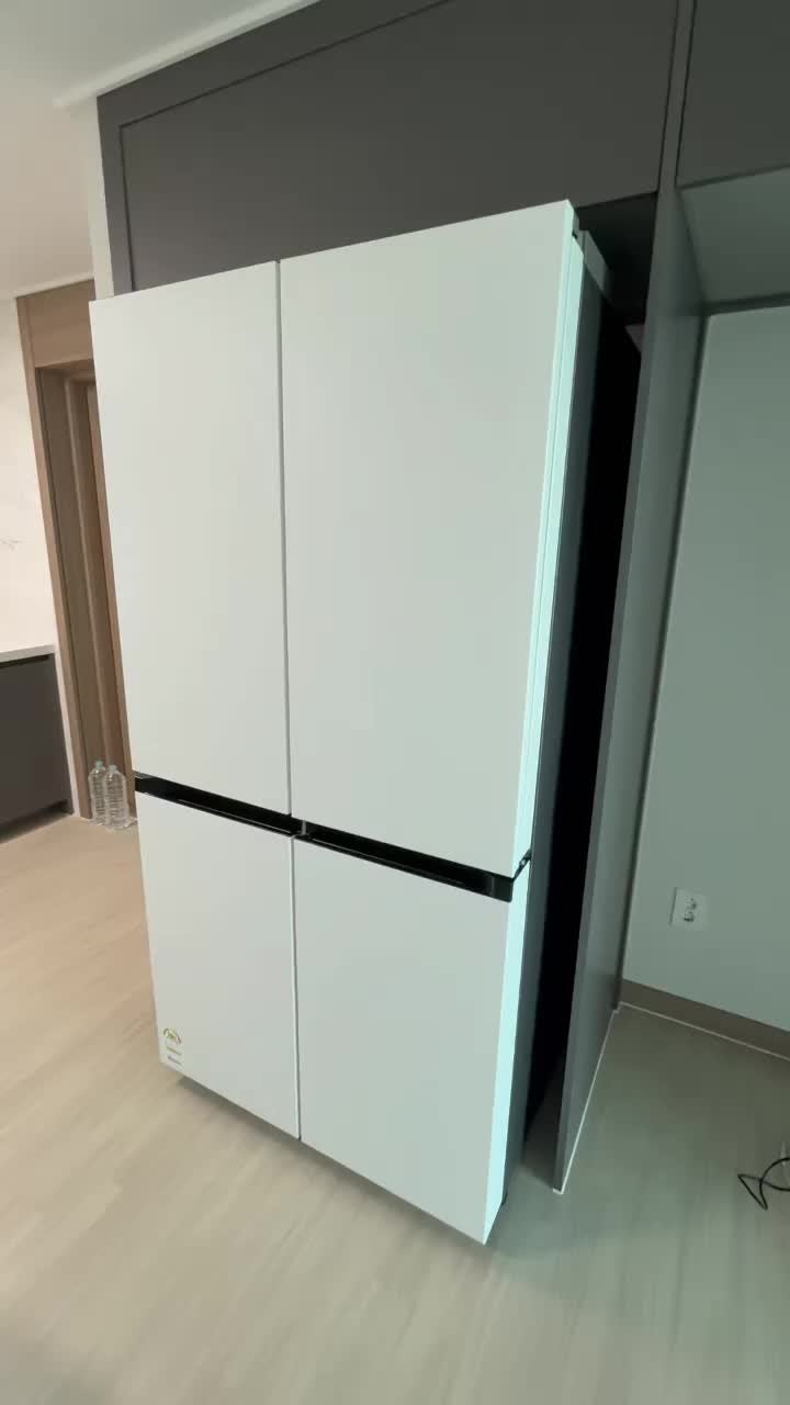[삼성전자] NEW 비스포크 AI 냉장고 4도어 902L (푸드쇼케이스) 코타 화이트 RM70F90M2A